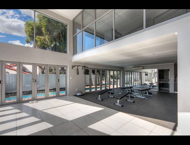 2 BEDROOM APARTMENT FOR SALE IN SANDOWN